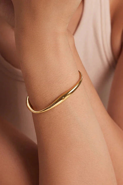 Golden Radiance Bangle